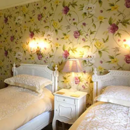 Porch House Bed & Breakfast 5*