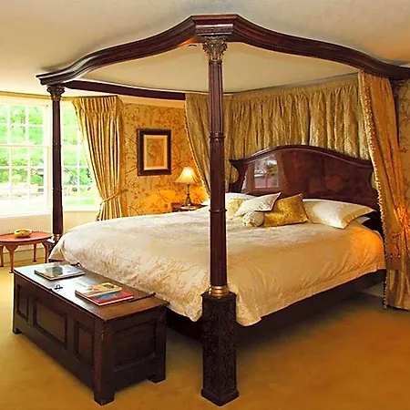 Porch House 5*