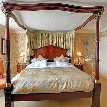 Porch House 5*